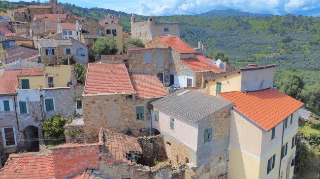 Casa di paese in vendita a Cipressa