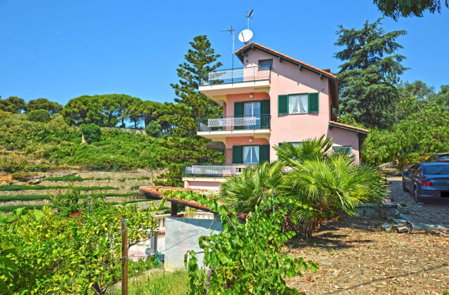 Villen/Häuser zum kaufen in Bordighera