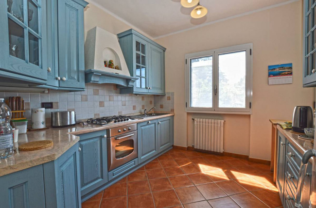 Villa in vendita a Bordighera
