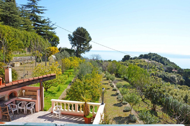 Villen/Häuser zum kaufen in Bordighera