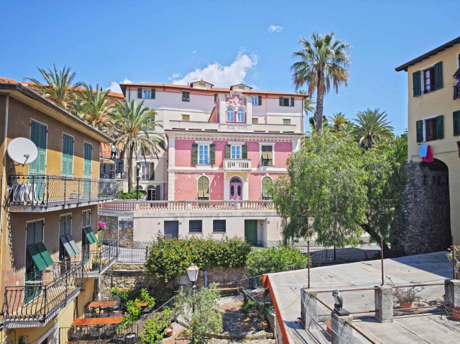 Appartamento in vendita a Bordighera