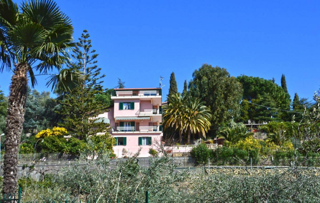 Вилла в продажа в Bordighera