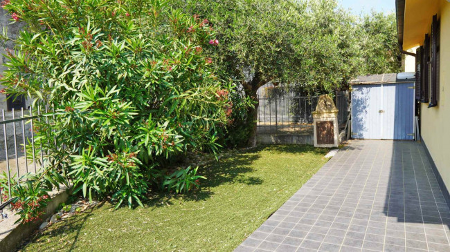 Villa for sale in Imperia