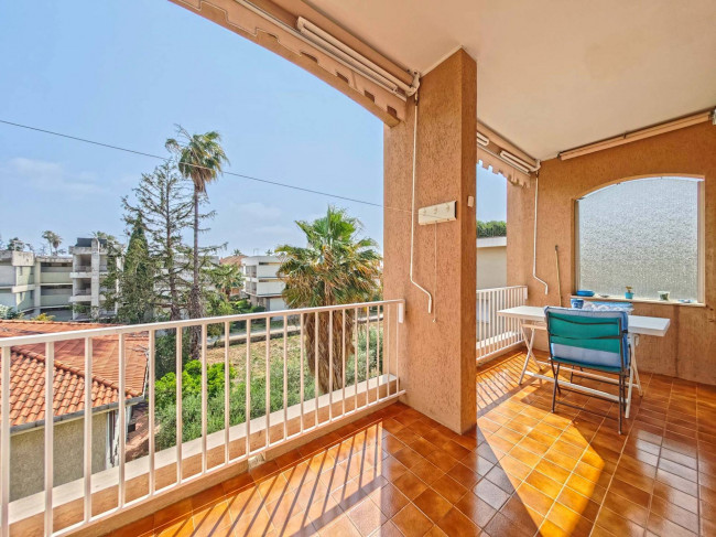 Appartamento in vendita a Bordighera