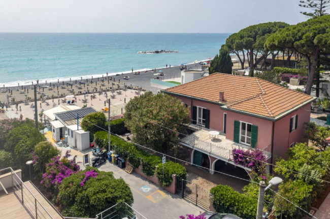 Villa in vendita a Diano Marina