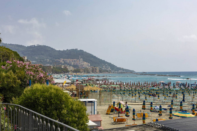 Villa in vendita a Diano Marina
