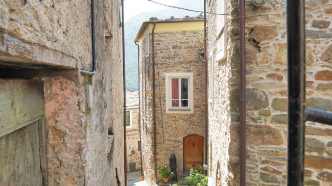 Appartamento in vendita a Montalto Carpasio
