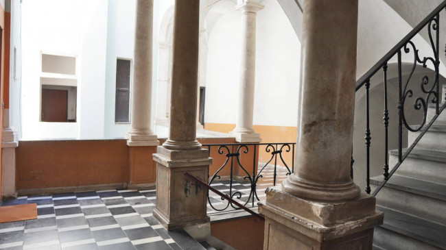 Appartamento in vendita a Imperia
