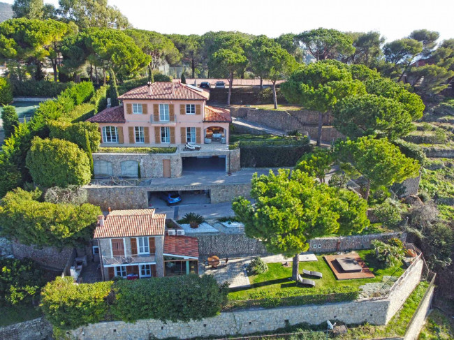 Villen/Häuser zum kaufen in Bordighera