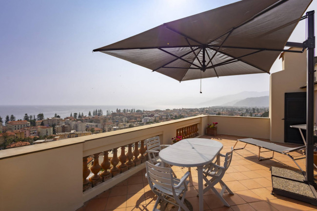 Apartment for sale in Bordighera