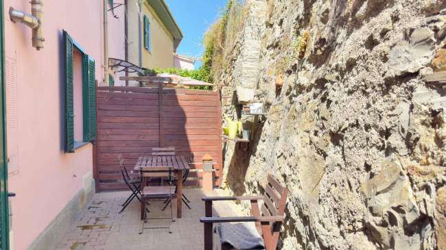 Appartamento in vendita a Santo Stefano al Mare