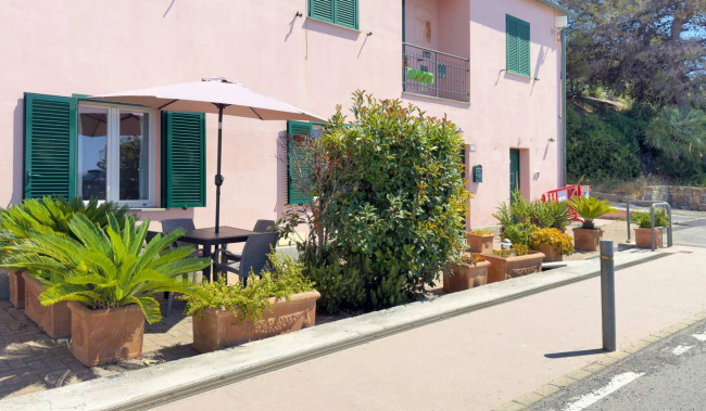 Appartamento in vendita a Santo Stefano al Mare