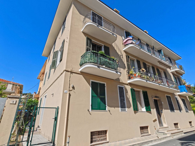 Appartamento in vendita a Bordighera