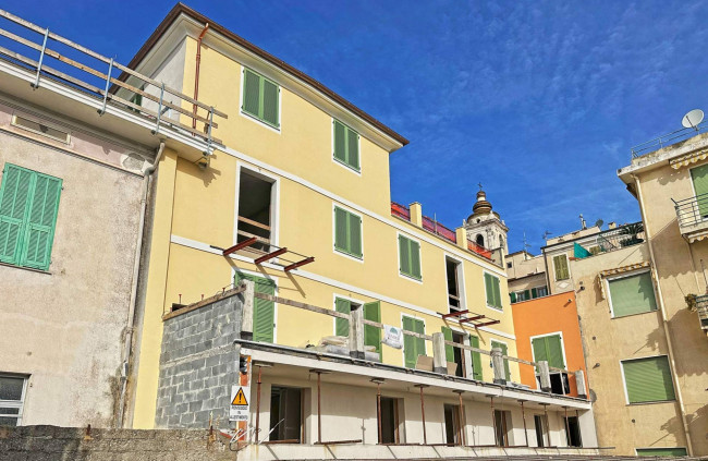 Квартира в продажа в Bordighera