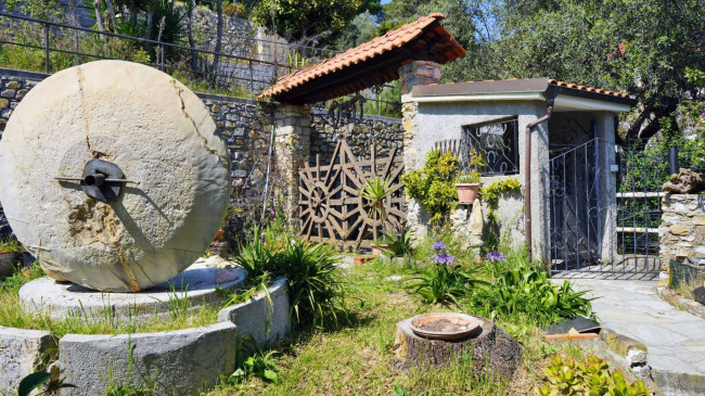 Villa in vendita a Andora