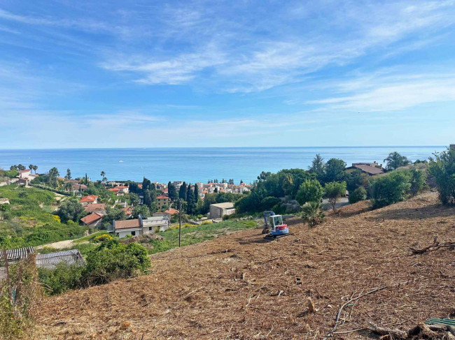 Terreno in vendita a Bordighera