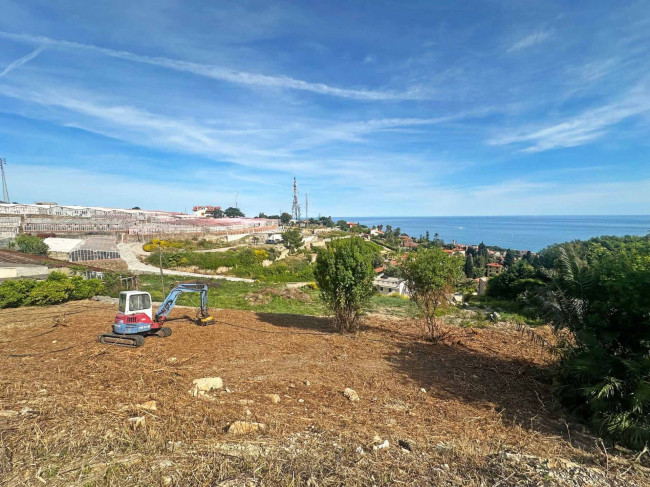 Terreno in vendita a Bordighera