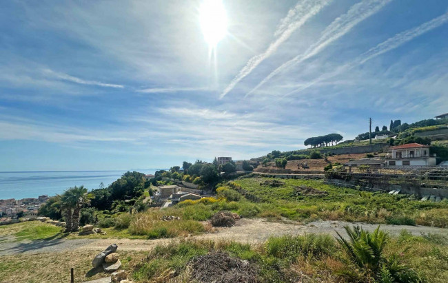 Terreno in vendita a Bordighera