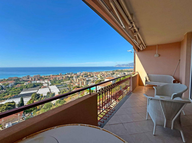 Appartamento in vendita a Bordighera