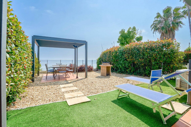 Apartment for sale in Santo Stefano al Mare