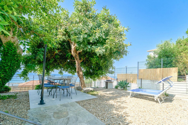 Apartment for sale in Santo Stefano al Mare