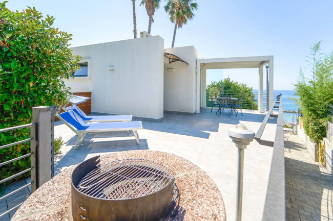Apartment for sale in Santo Stefano al Mare