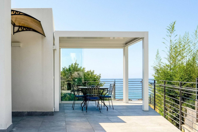 Apartment for sale in Santo Stefano al Mare