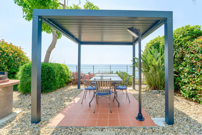 Apartment for sale in Santo Stefano al Mare