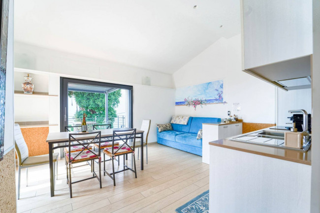 Apartment for sale in Santo Stefano al Mare