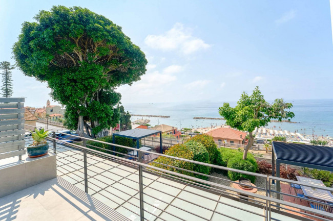 Appartement à vendre à Santo Stefano al Mare