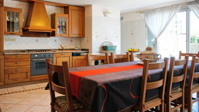 Villa for sale in Cipressa