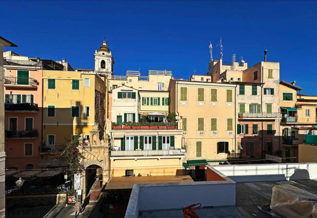 Квартира в продажа в Bordighera