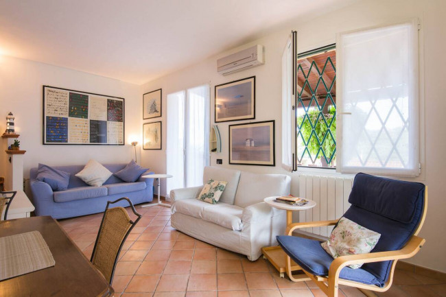 Villa for sale in Diano Marina