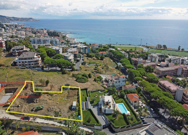 Villa for sale in Sanremo