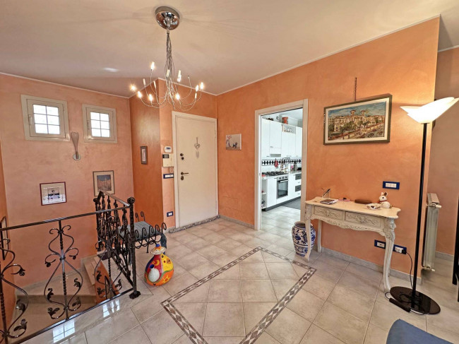 Villa in vendita a Bordighera