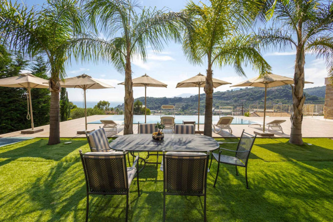 Villa in vendita a Bordighera