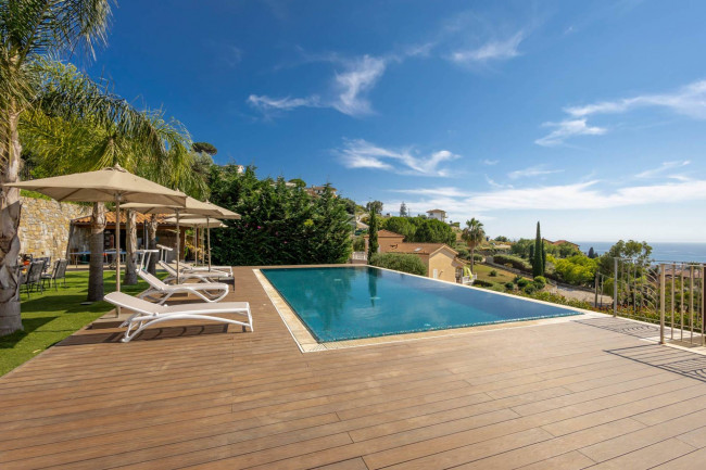 Villen/Häuser zum kaufen in Bordighera