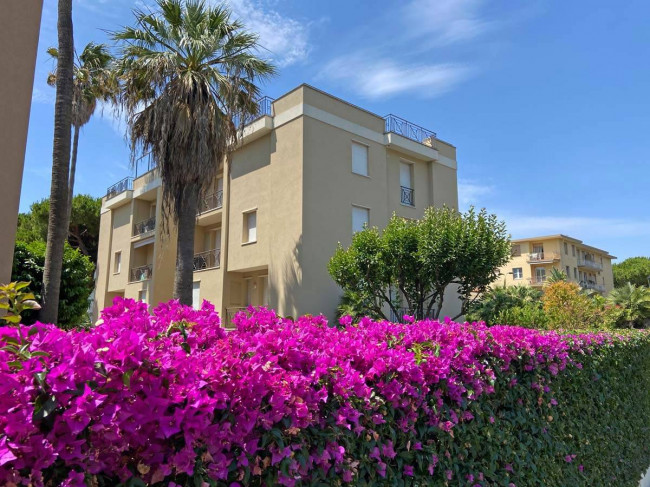 Квартира в продажа в Bordighera
