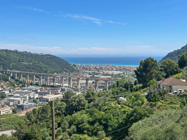 Villen/Häuser zum kaufen in Camporosso