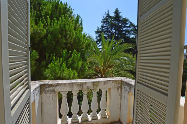 Квартира в продажа в Bordighera