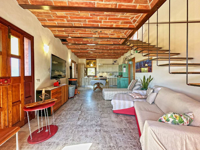 Вилла в продажа в Vallebona