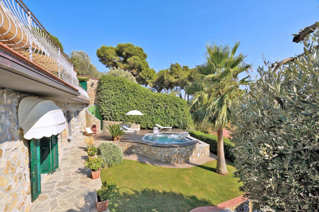 Villa à vendre à Andora