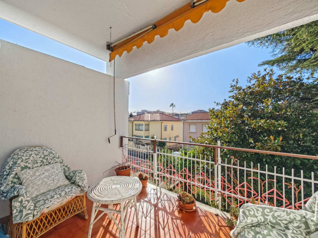 Appartamento in vendita a Bordighera