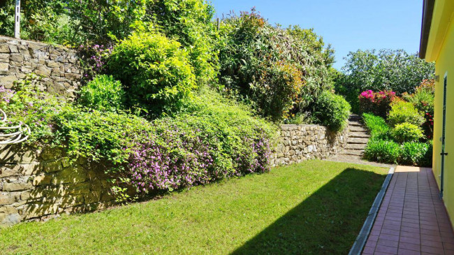 Villa in vendita a Santo Stefano al Mare