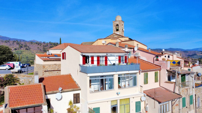 Casa di paese in vendita a Cipressa