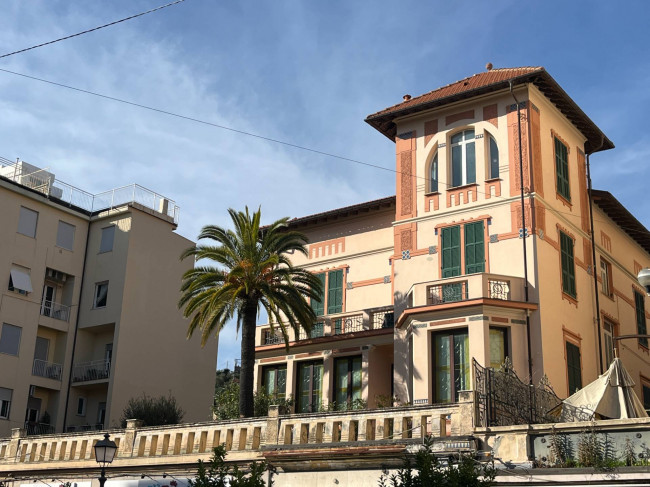 Appartamento in vendita a Alassio