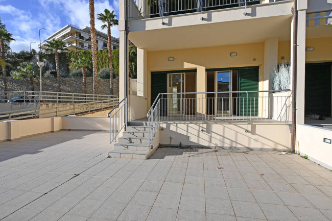 Квартира в продажа в Sanremo