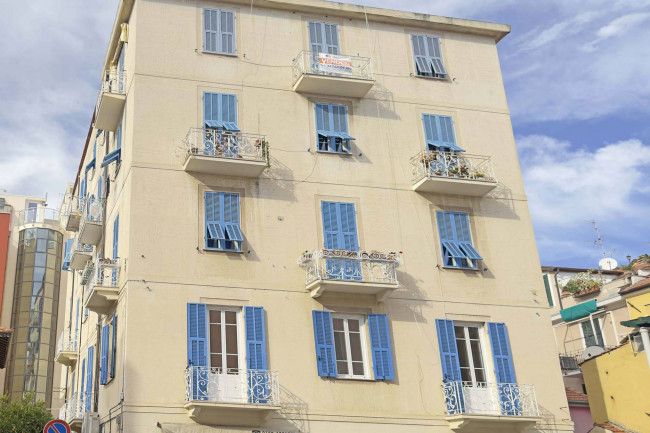 Appartamento in vendita a Alassio