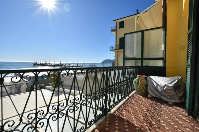 Appartamento in vendita a Alassio