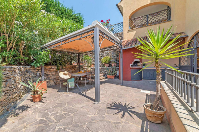 Appartamento in vendita a Garlenda